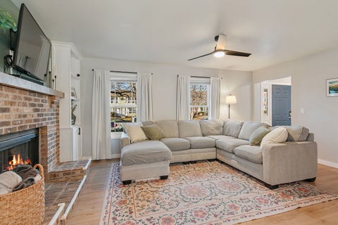 Tiny photo for 1809 CAMBRIDGE Drive, St. Charles, IL 60174 (MLS # 12573096)
