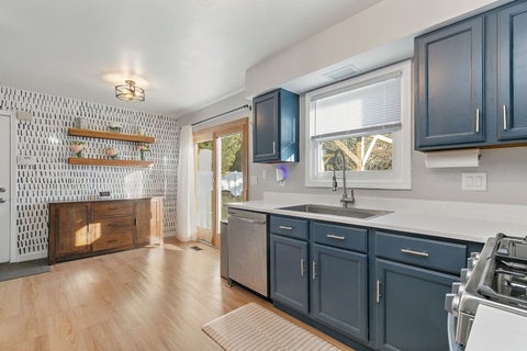 Tiny photo for 1809 CAMBRIDGE Drive, St. Charles, IL 60174 (MLS # 12573096)