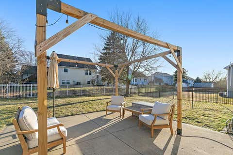 Tiny photo for 1809 CAMBRIDGE Drive, St. Charles, IL 60174 (MLS # 12573096)