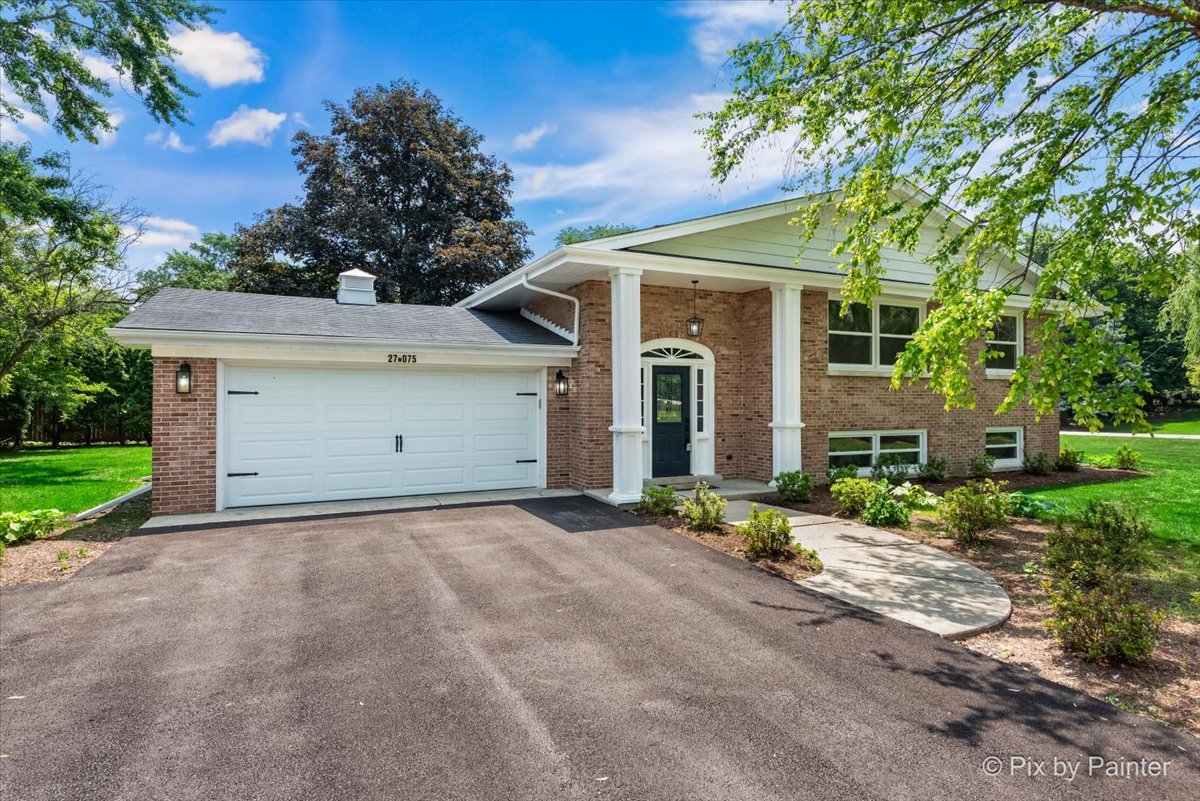 27W075 Fleming Drive