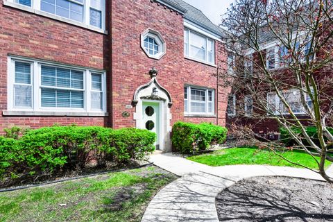 Tiny photo for 10647 S ARTESIAN Avenue #2W, Chicago, IL 60655 (MLS # 12621043)