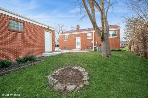 Tiny photo for 270 W 10th Street, Chicago Heights, IL 60411 (MLS # 12330515)