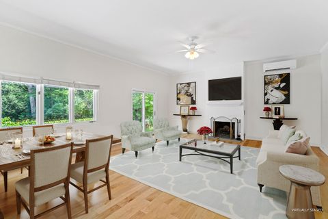 Tiny photo for 321 Newman Court, Lake Bluff, IL 60044 (MLS # 12476264)