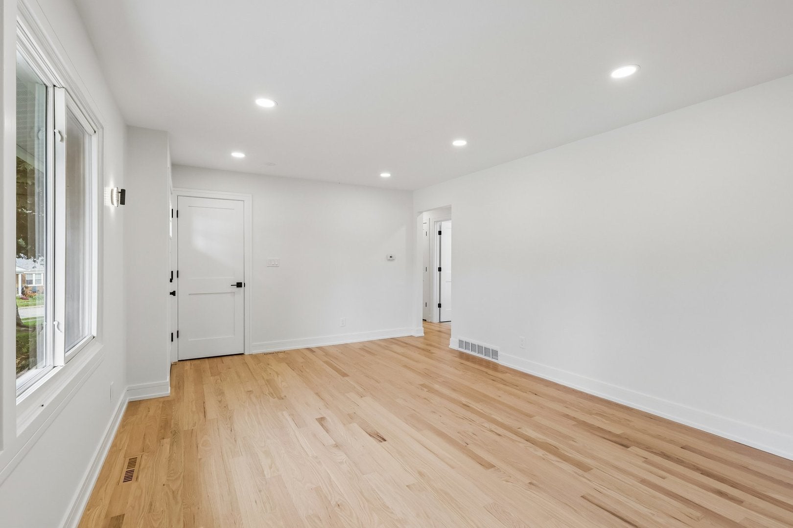 904 Melrose Court