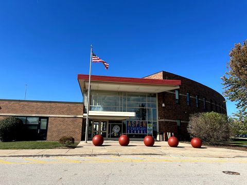 Tiny photo for 307 Albright Court, Vernon Hills, IL 60061 (MLS # 12492532)