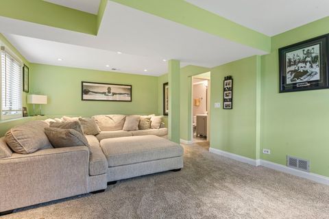 Tiny photo for 307 Albright Court, Vernon Hills, IL 60061 (MLS # 12492532)