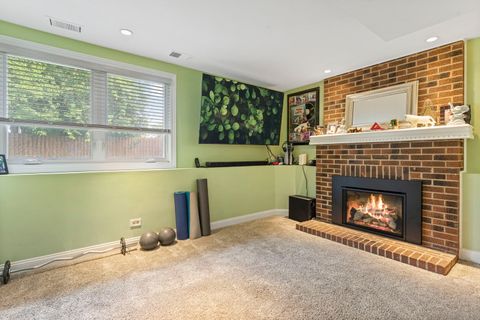 Tiny photo for 307 Albright Court, Vernon Hills, IL 60061 (MLS # 12492532)