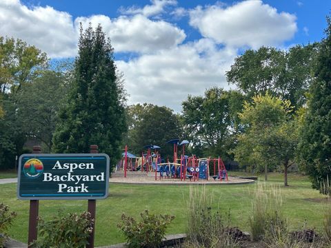 Tiny photo for 307 Albright Court, Vernon Hills, IL 60061 (MLS # 12492532)