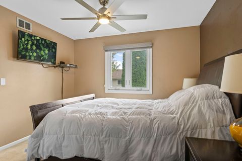 Tiny photo for 307 Albright Court, Vernon Hills, IL 60061 (MLS # 12492532)