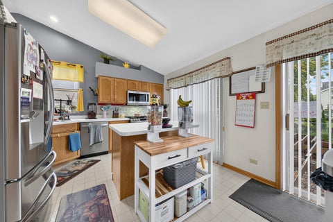 Tiny photo for 353 Valley Forge Avenue, South Elgin, IL 60177 (MLS # 12764567)