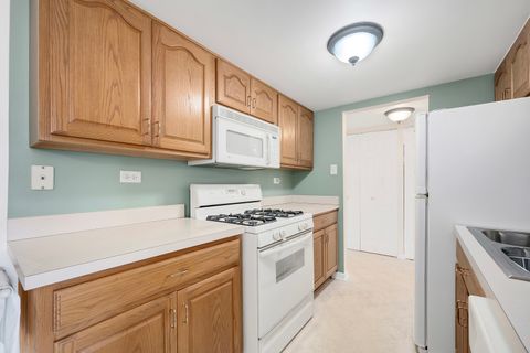Tiny photo for 8025 WOODGLEN Lane #207, Downers Grove, IL 60516 (MLS # 12614678)