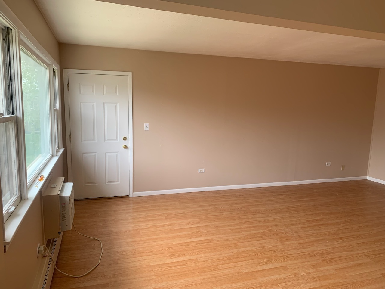 Machesney Park, Illinois 61115, United States, 2 Bedrooms Bedrooms, ,1 BathroomBathrooms,Residential,Active,239596