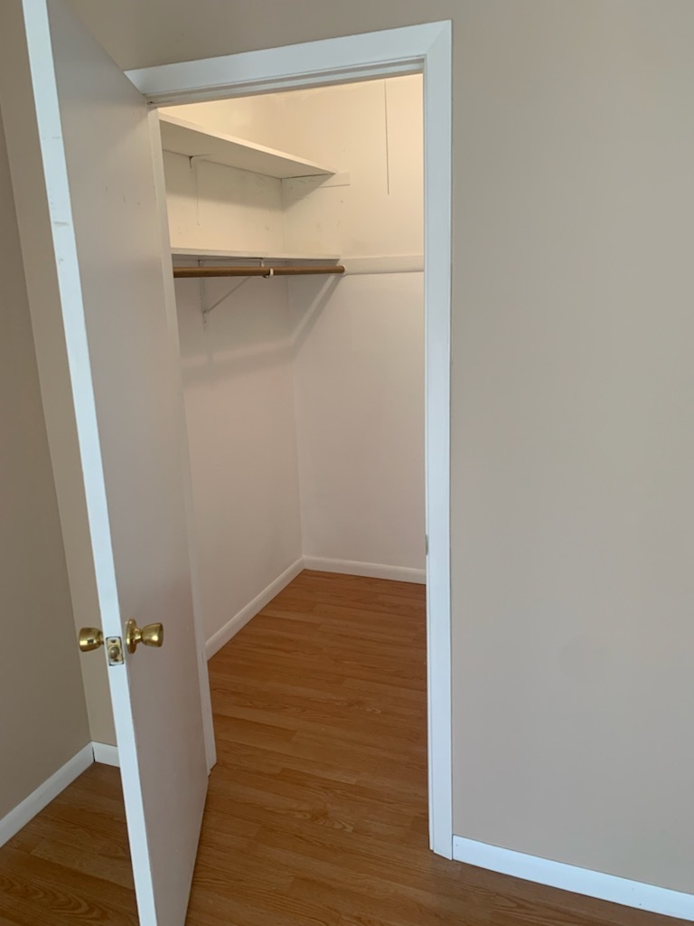 Machesney Park, Illinois 61115, United States, 2 Bedrooms Bedrooms, ,1 BathroomBathrooms,Residential,Active,239596