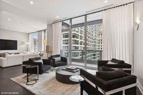 Tiny photo for 403 N Wabash Avenue #12B, Chicago, IL 60611 (MLS # 12420713)