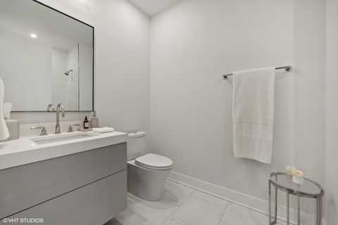 Tiny photo for 403 N Wabash Avenue #12B, Chicago, IL 60611 (MLS # 12420713)