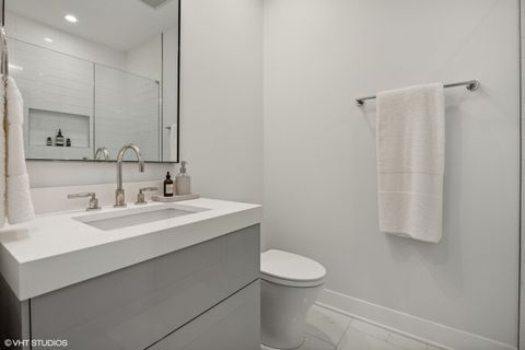 Tiny photo for 403 N Wabash Avenue #12B, Chicago, IL 60611 (MLS # 12420713)