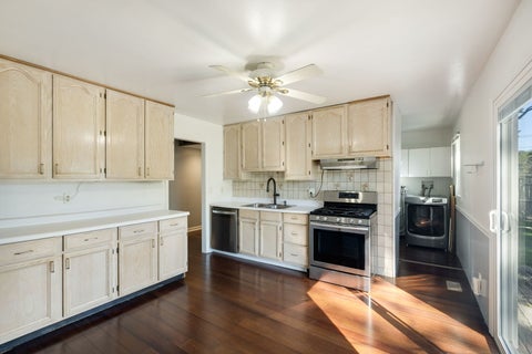 Tiny photo for 917 Sunnydale Boulevard, Streamwood, IL 60107 (MLS # 12761943)