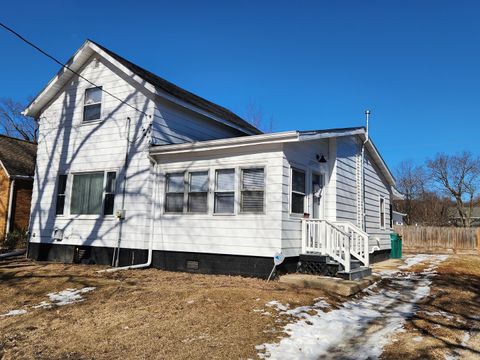 Tiny photo for 584 Broadway Street, Marseilles, IL 61341 (MLS # 12562374)