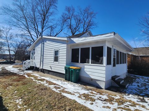 Tiny photo for 584 Broadway Street, Marseilles, IL 61341 (MLS # 12562374)