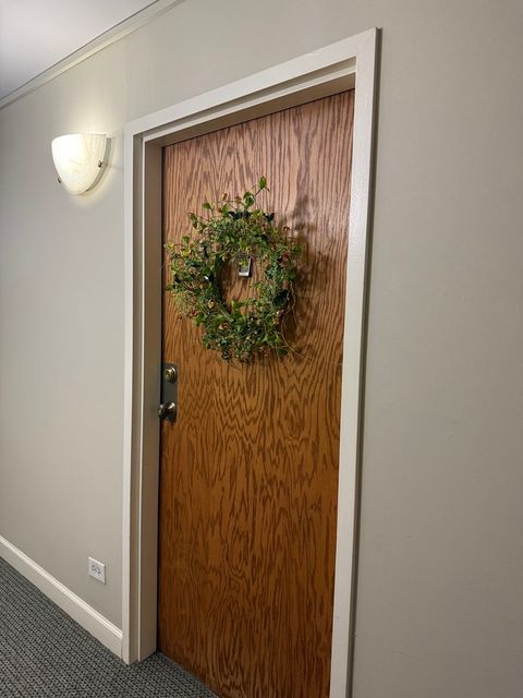 Tiny photo for 1405 E Central Road #411B, Arlington Heights, IL 60005 (MLS # 12664635)