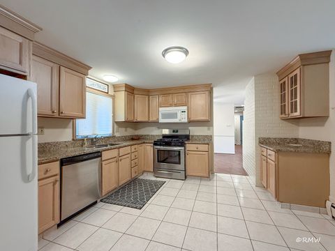 Tiny photo for 1904 Winston Lane, Schaumburg, IL 60193 (MLS # 12556576)