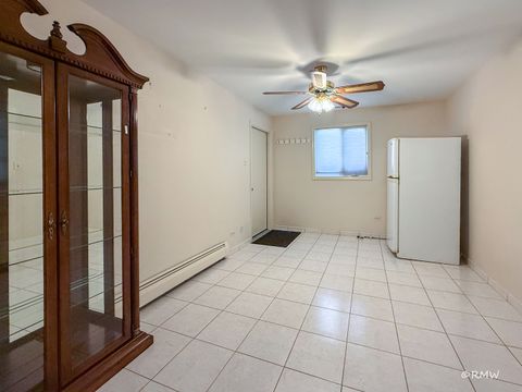 Tiny photo for 1904 Winston Lane, Schaumburg, IL 60193 (MLS # 12556576)