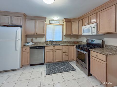 Tiny photo for 1904 Winston Lane, Schaumburg, IL 60193 (MLS # 12556576)