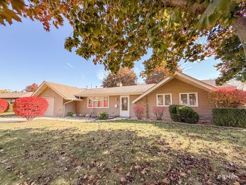 Tiny photo for 1904 Winston Lane, Schaumburg, IL 60193 (MLS # 12556576)