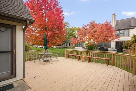 Tiny photo for 513 Rosebud Drive N, Lombard, IL 60148 (MLS # 12515977)