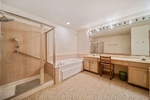 Tiny photo for 513 Rosebud Drive N, Lombard, IL 60148 (MLS # 12515977)