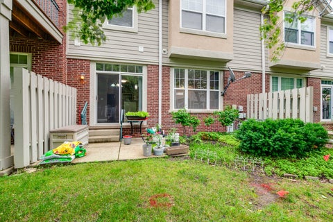 Tiny photo for 467 Pine Lake Circle, Vernon Hills, IL 60061 (MLS # 12758819)