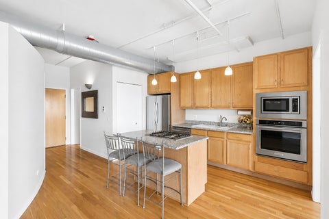 Tiny photo for 1530 S State Street #17R, Chicago, IL 60605 (MLS # 12625499)