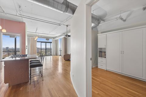 Tiny photo for 1530 S State Street #17R, Chicago, IL 60605 (MLS # 12625499)