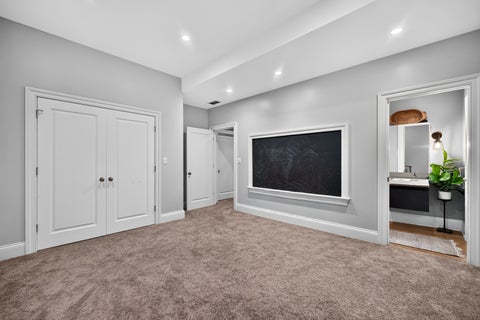 Tiny photo for 928 HASTINGS Street, Park Ridge, IL 60068 (MLS # 12757644)