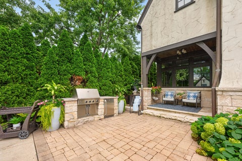 Tiny photo for 928 HASTINGS Street, Park Ridge, IL 60068 (MLS # 12757644)