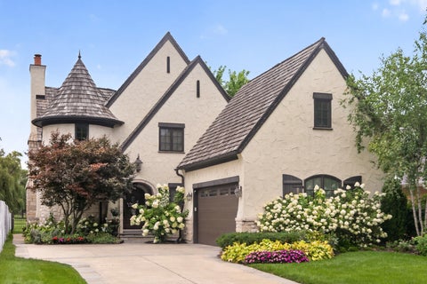 Photo of 928 HASTINGS Street, Park Ridge, IL 60068 (MLS # 12757644)