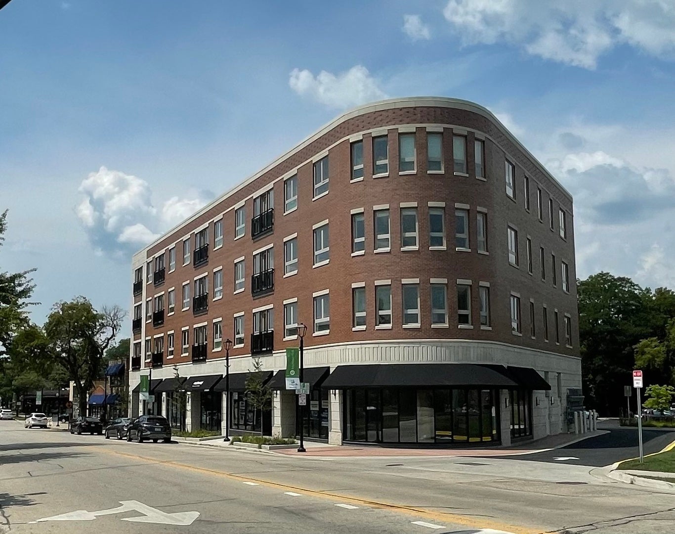 555 Roger Williams Avenue 407