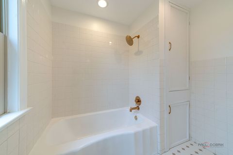Tiny photo for 318 2nd Avenue, Libertyville, IL 60048 (MLS # 12636079)