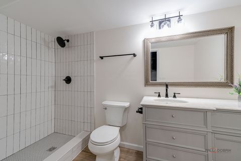 Tiny photo for 318 2nd Avenue, Libertyville, IL 60048 (MLS # 12636079)