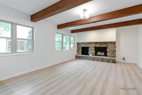 Tiny photo for 318 2nd Avenue, Libertyville, IL 60048 (MLS # 12636079)