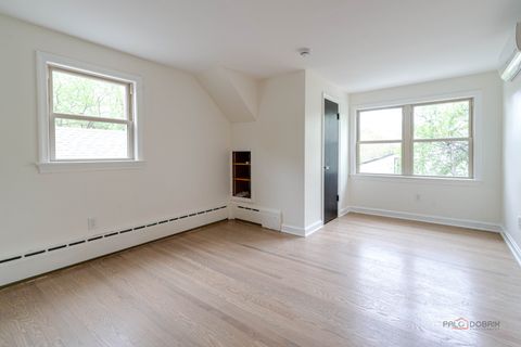 Tiny photo for 318 2nd Avenue, Libertyville, IL 60048 (MLS # 12636079)