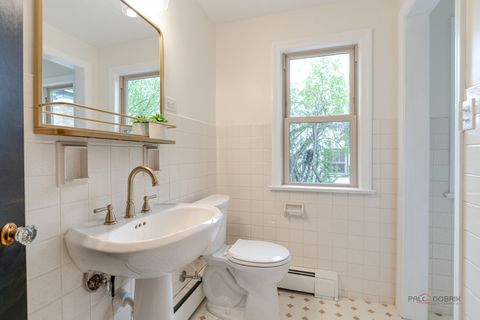 Tiny photo for 318 2nd Avenue, Libertyville, IL 60048 (MLS # 12636079)
