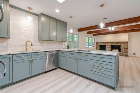 Tiny photo for 318 2nd Avenue, Libertyville, IL 60048 (MLS # 12636079)