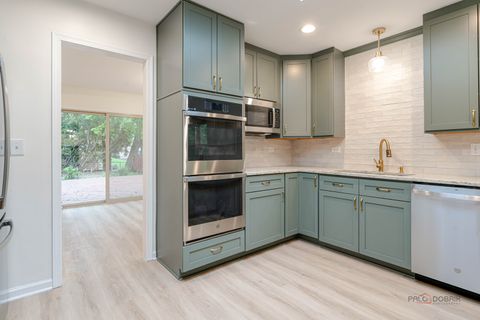 Tiny photo for 318 2nd Avenue, Libertyville, IL 60048 (MLS # 12636079)