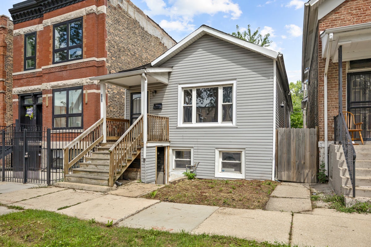 3450 W Walnut Street