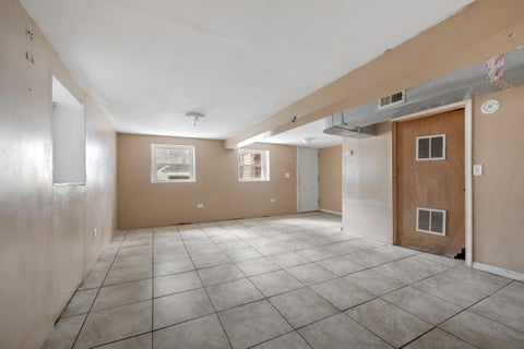 Tiny photo for 3450 W Walnut Street, Chicago, IL 60624 (MLS # 12737478)