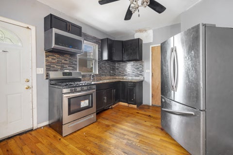 Tiny photo for 3450 W Walnut Street, Chicago, IL 60624 (MLS # 12737478)