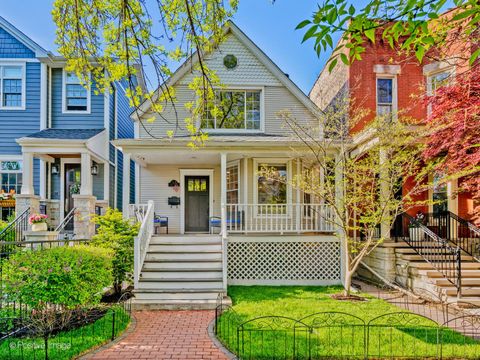 1910 W George Street Chicago IL 60657