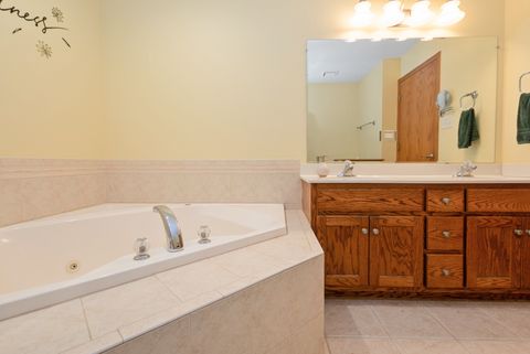 Tiny photo for 18714 Wren Circle, Mokena, IL 60448 (MLS # 12517056)