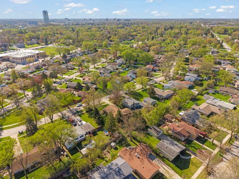 Tiny photo for 222 E Julia Drive, Villa Park, IL 60181 (MLS # 12603990)